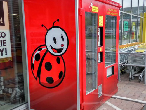Biedronka 24h z automatu vendingowego